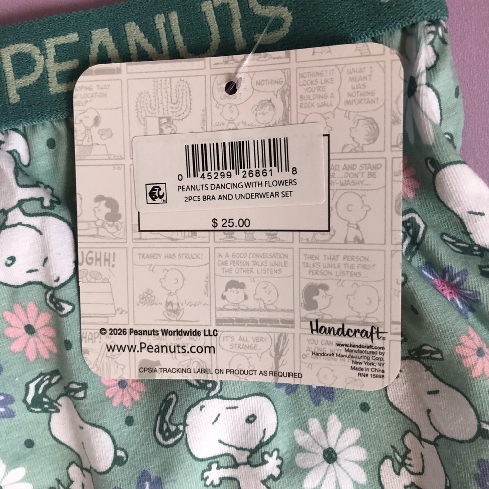 Peanuts Green Snoopy Floral Bralette & Shorts Lounge Set - Picture 6 of 6
